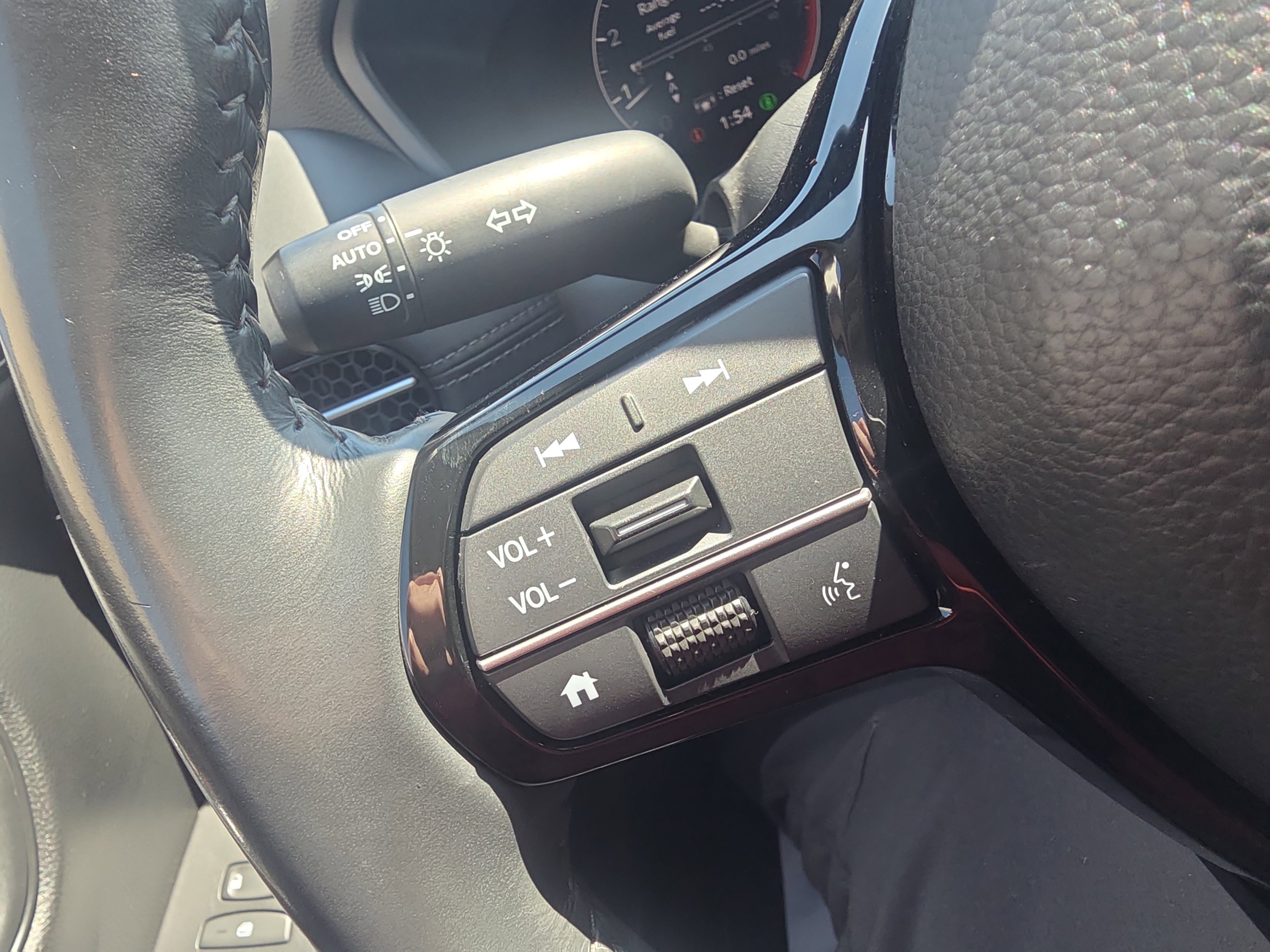 Used 2023 Honda HR-V EX-L image 28