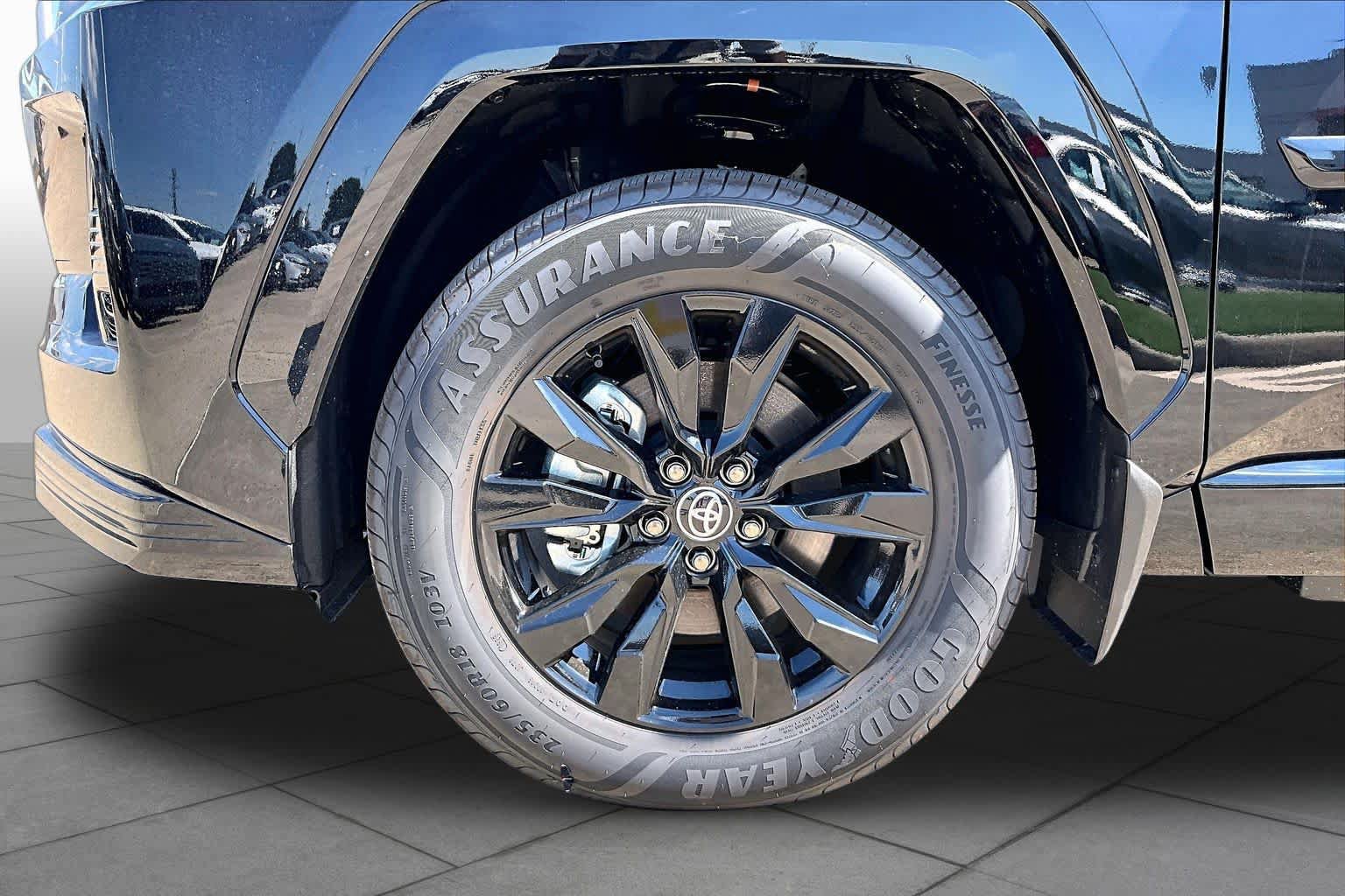 New 2026 Toyota RAV4 SE AWD/4WD image 9