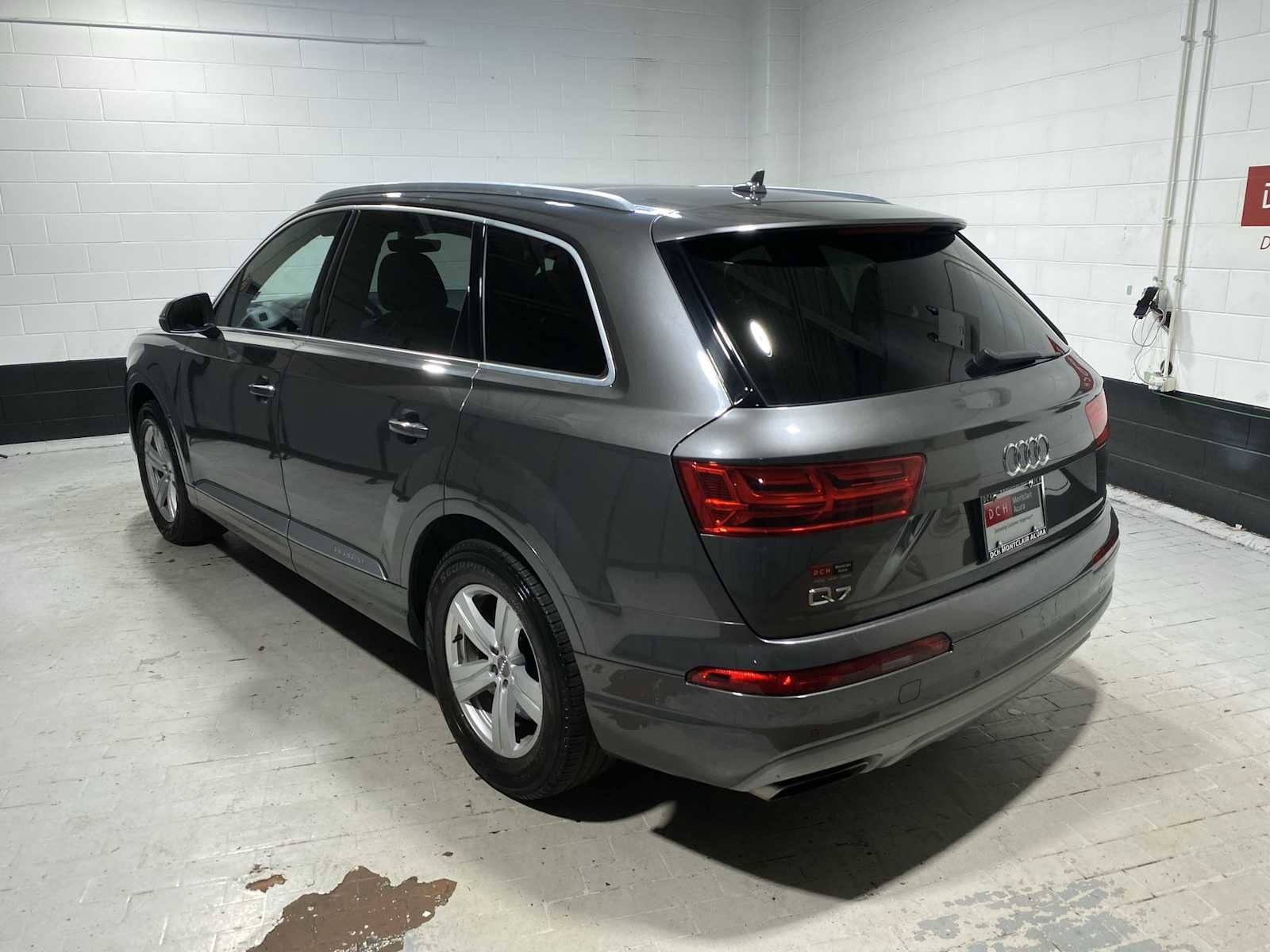 Used 2019 Audi Q7 2.0T Premium AWD/4WD image 4