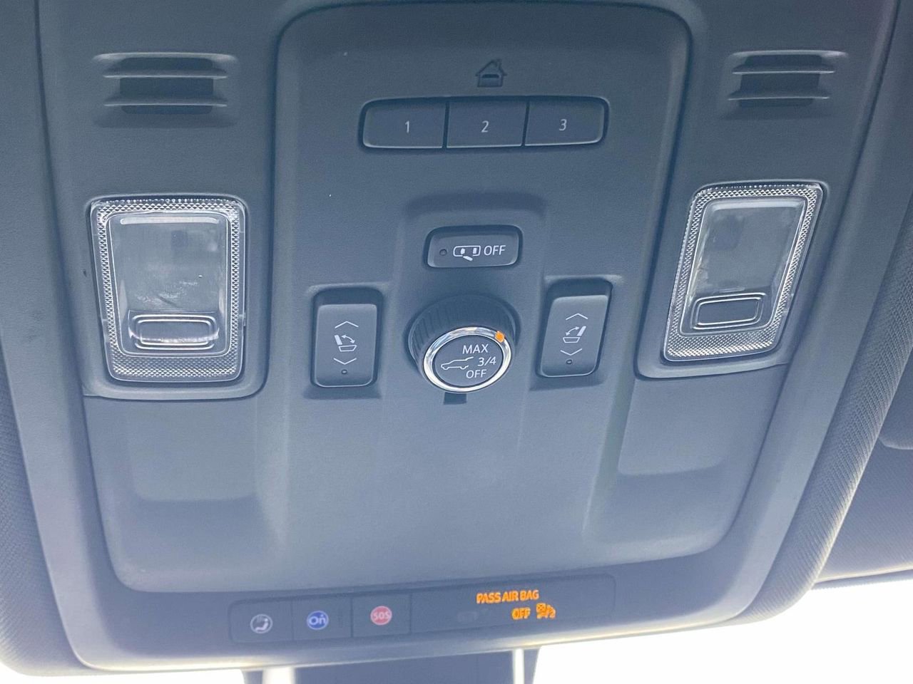 Used 2021 Chevrolet Tahoe Z71 w/ Z71 Off-Road Package image 29