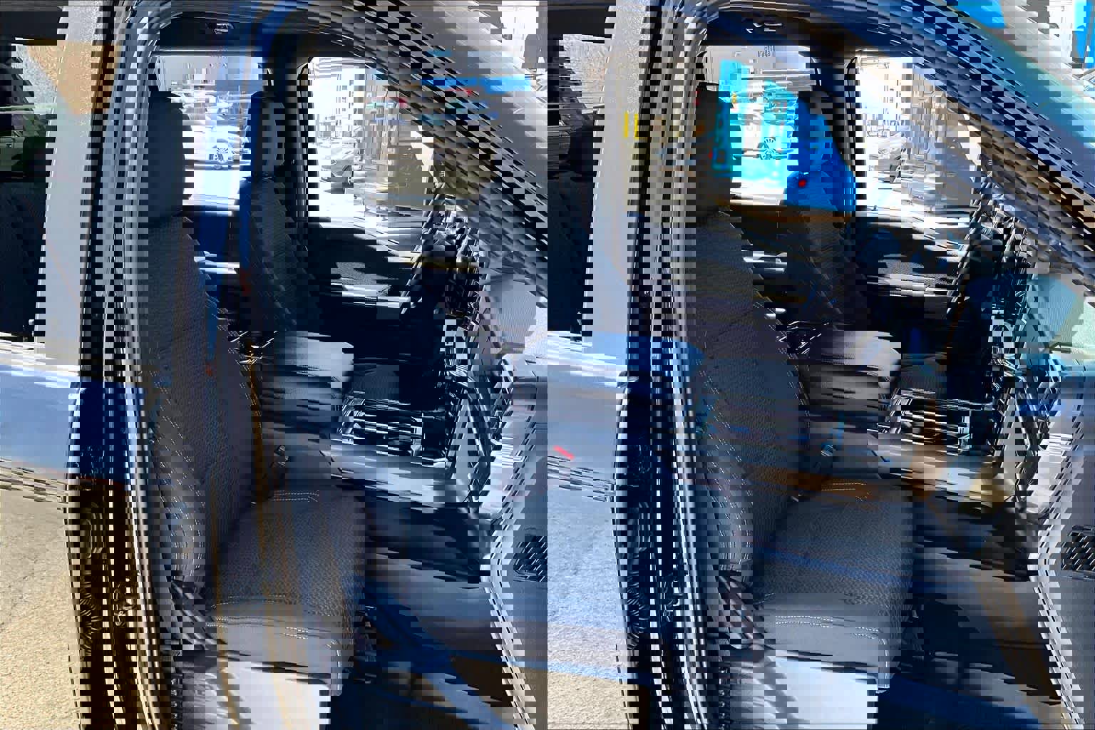 Used 2025 Ford F150 STX w/ Equipment Group 201A FX4 AWD/4WD image 9