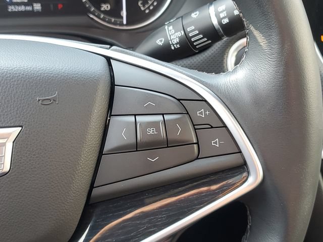 Certified 2025 Cadillac XT5 Premium Luxury w/ LPO, Floor Liner Package AWD/4WD image 20
