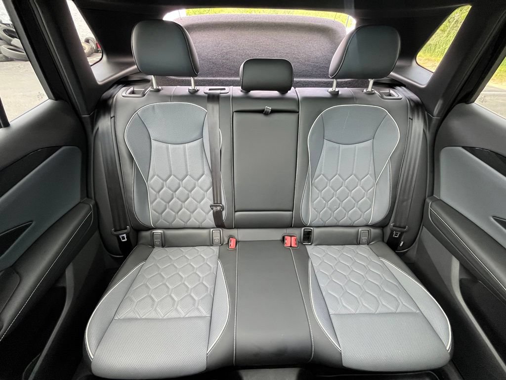 Certified 2025 Volkswagen Tiguan SEL R-Line AWD/4WD image 26