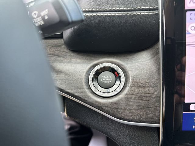 Used 2024 Jeep Grand Cherokee Limited w/ Trailer Tow Package image 19