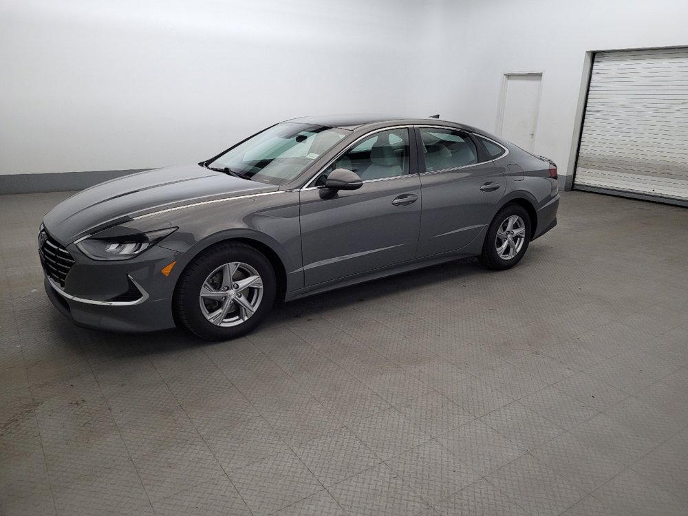 Used 2023 Hyundai Sonata SE FWD image 2
