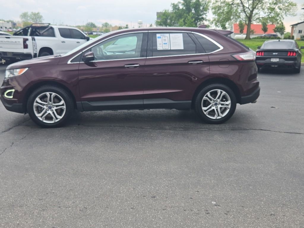 Used 2018 Ford Edge Titanium w/ Equipment Group 302A AWD/4WD image 4
