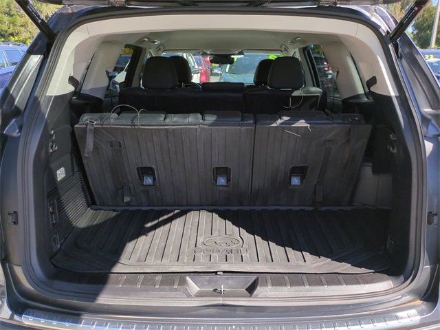 Used 2023 Subaru Ascent Limited image 13