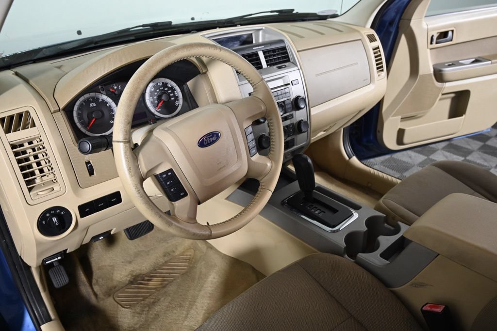 Used 2009 Ford Escape XLT AWD/4WD image 10