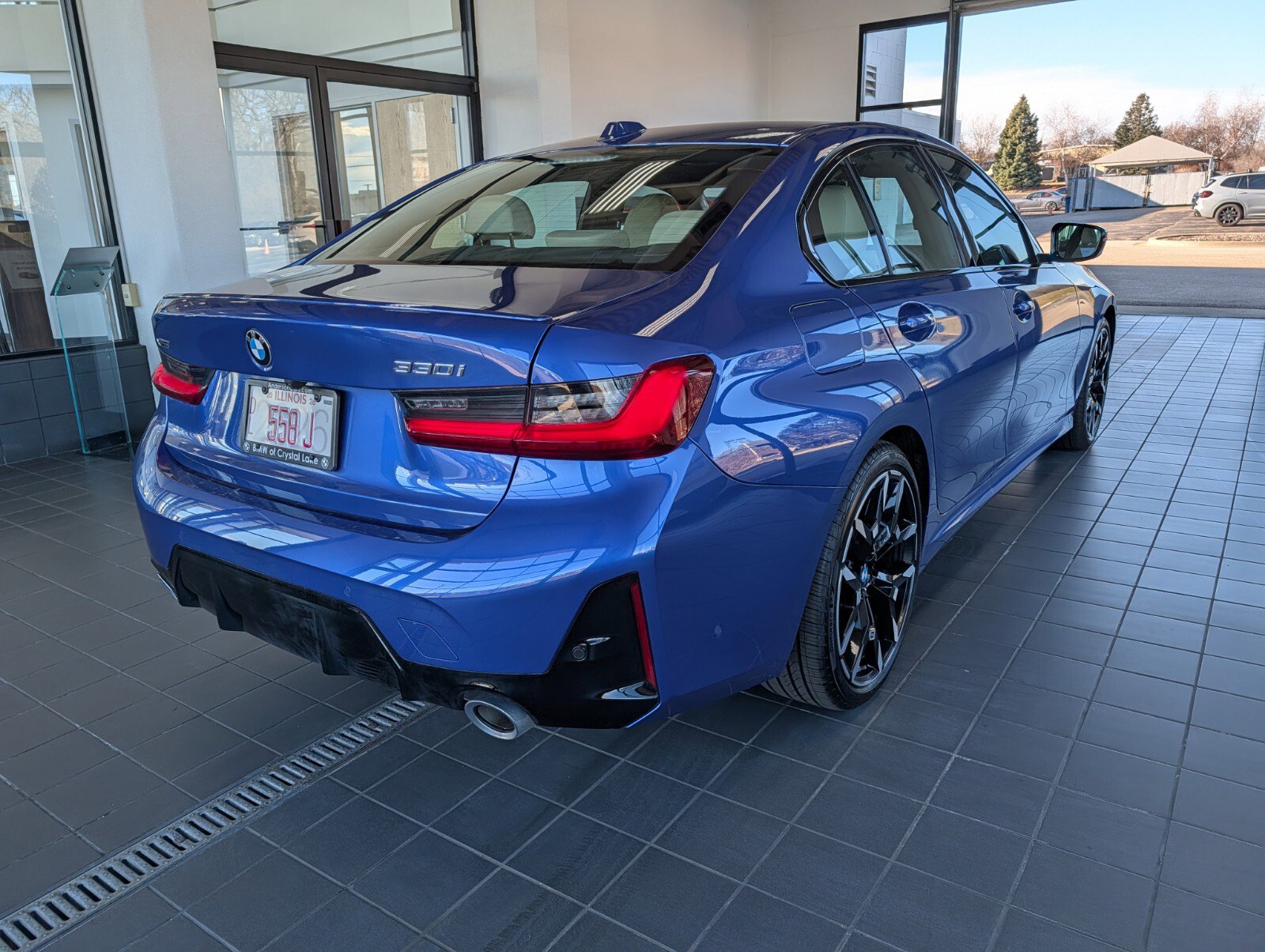 Certified 2025 BMW 330i xDrive Sedan w/ M Sport Package image 2