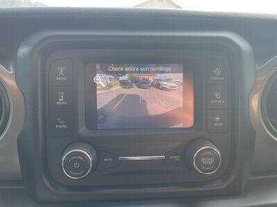Used 2021 Jeep Gladiator Sport image 26