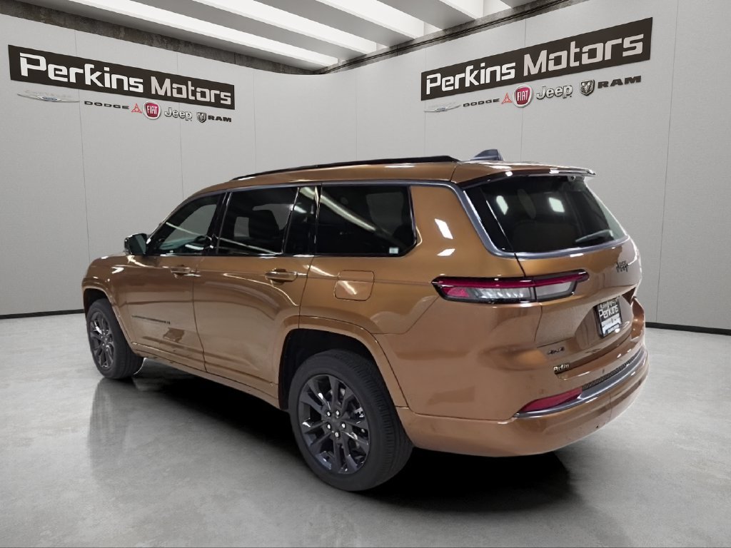 New 2026 Jeep Grand Cherokee L Limited AWD/4WD image 3