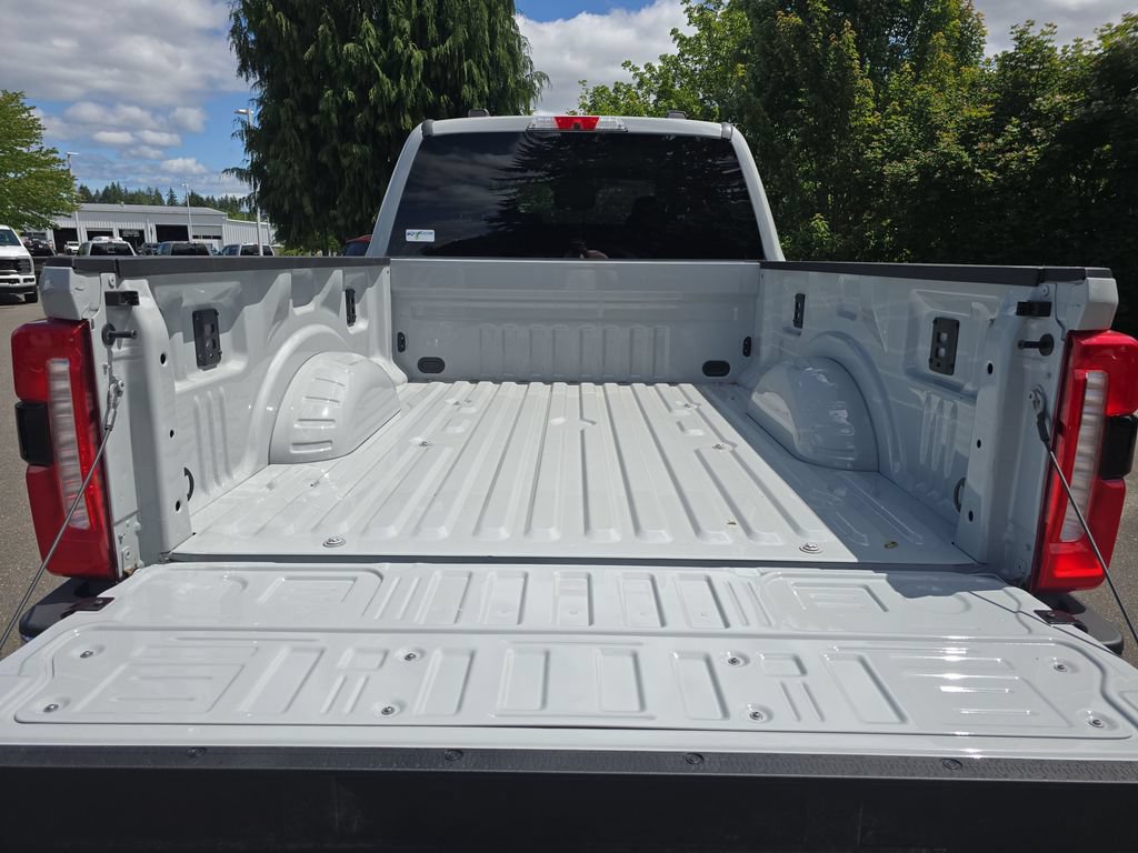 New 2026 Ford F250 XLT w/ XLT Premium Package AWD/4WD image 30