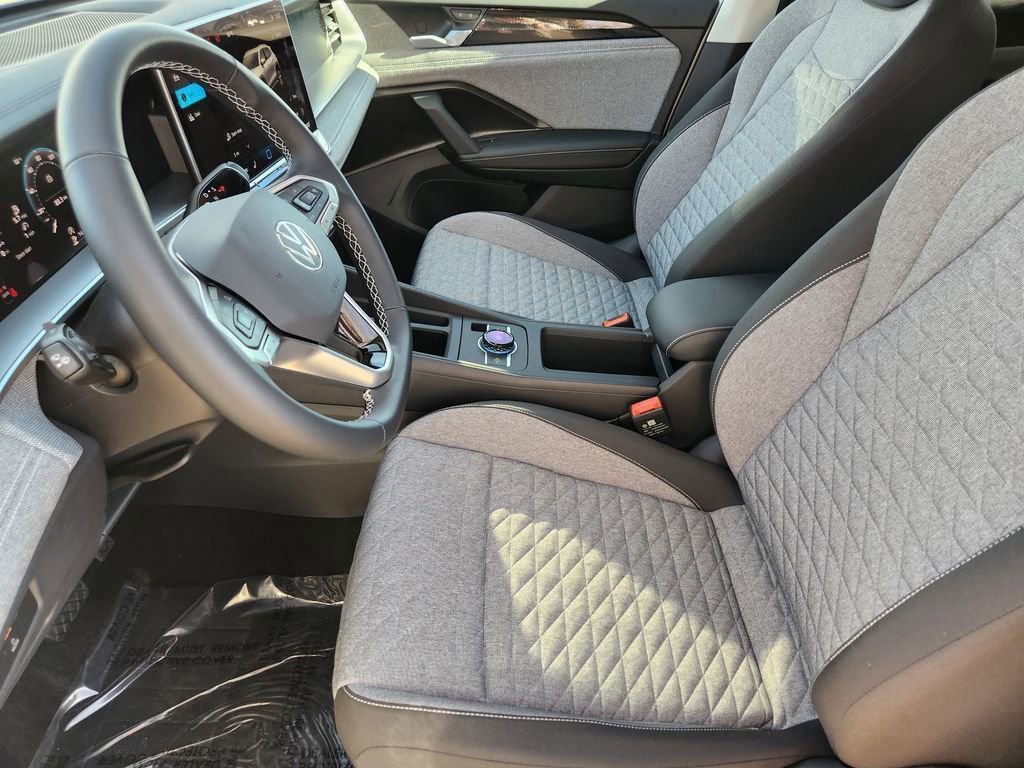 New 2026 Volkswagen Tiguan S AWD/4WD image 4
