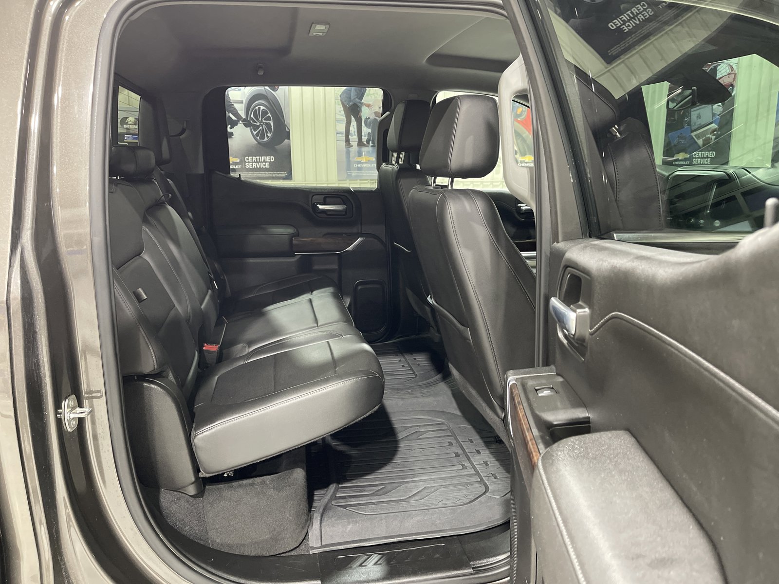 Used 2020 GMC Sierra 1500 SLT w/ SLT Premium Plus Package AWD/4WD image 17