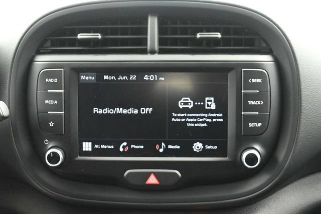 Used 2024 Kia Soul LX w/ Option Group 015 FWD image 21