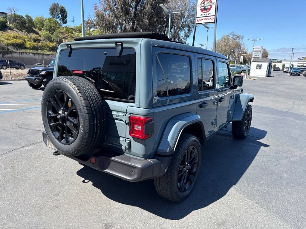 Certified 2025 Jeep Wrangler Unlimited Sahara w/ Safety Group AWD/4WD image 8
