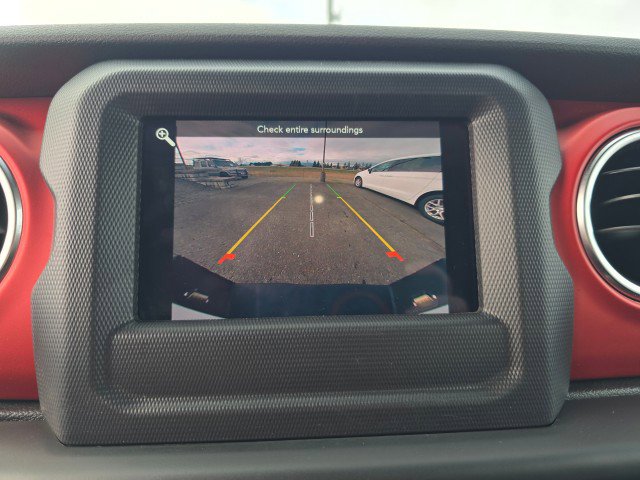 Used 2020 Jeep Gladiator Rubicon w/ LED Lighting Group image 38