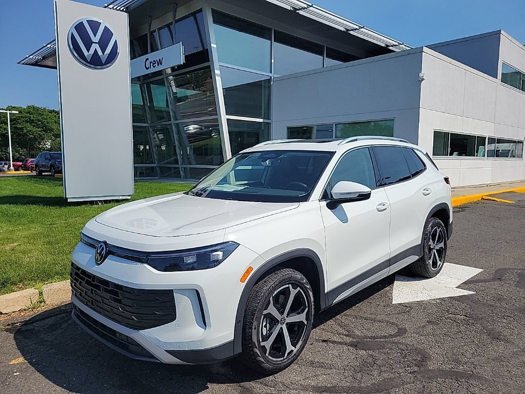 New 2026 Volkswagen Tiguan SE