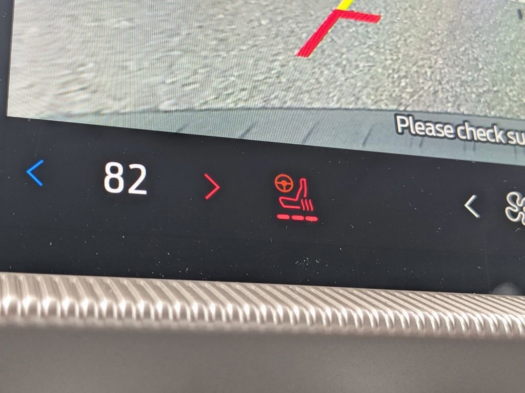 New 2026 Ford Explorer Active w/ Active Comfort Package image 24