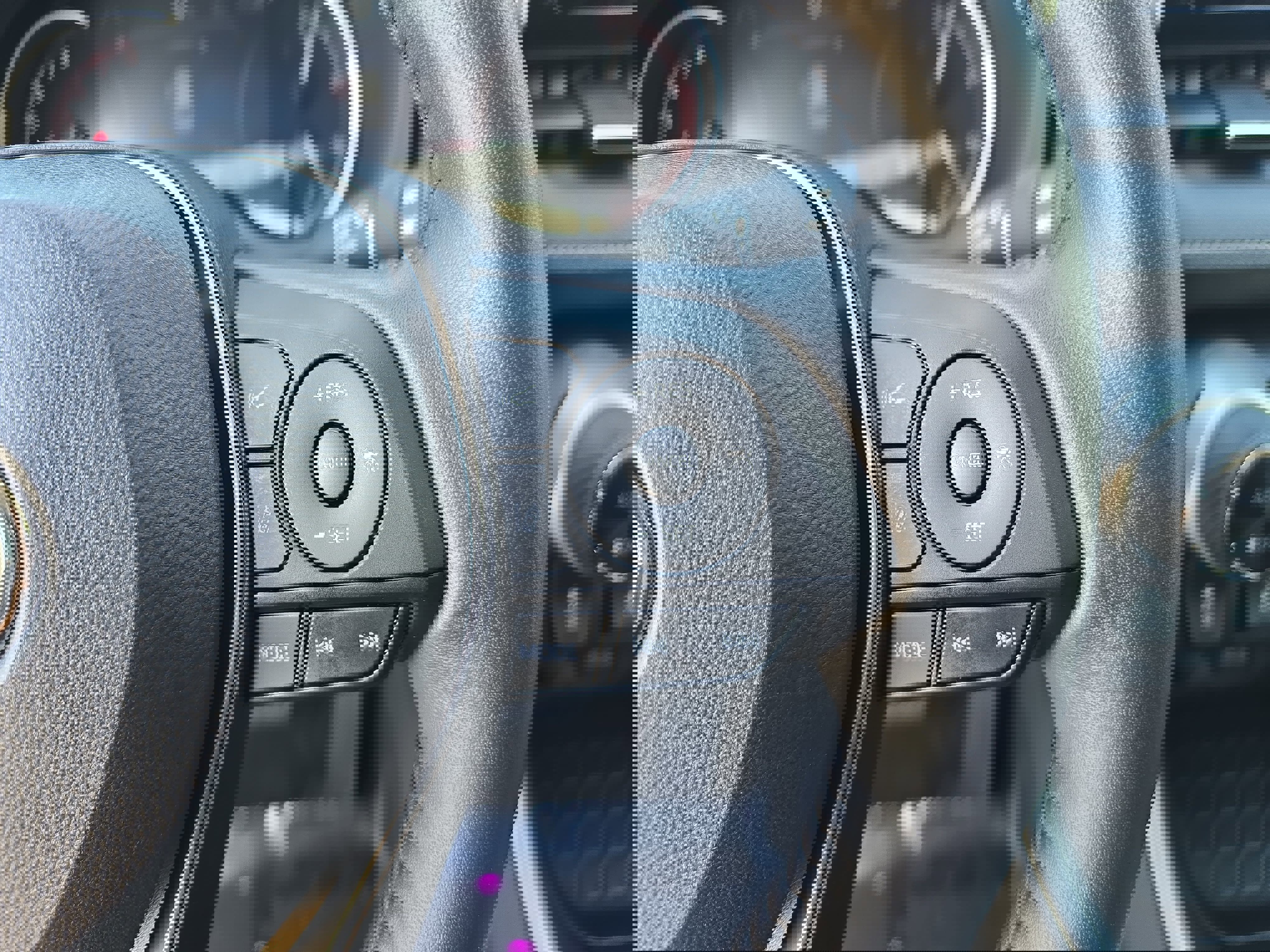 Used 2023 Toyota RAV4 XLE Premium FWD image 19