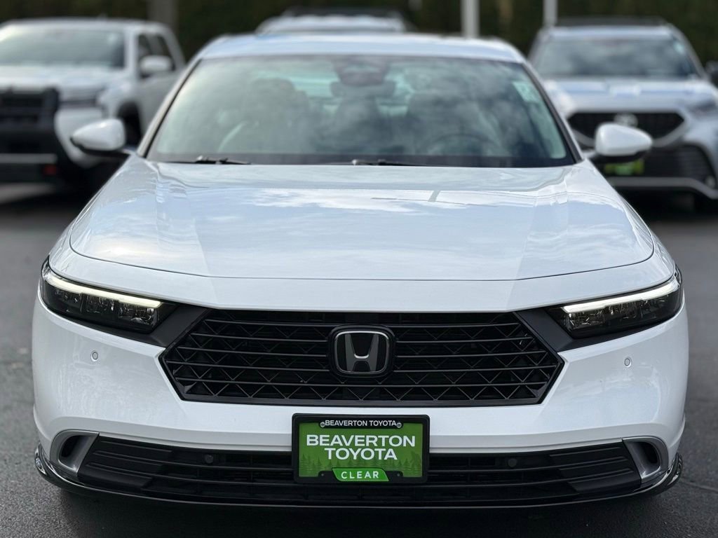 Used 2023 Honda Accord Touring image 8