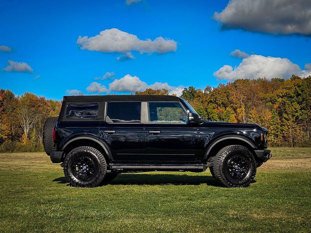 Used 2024 Ford Bronco Wildtrak image 3