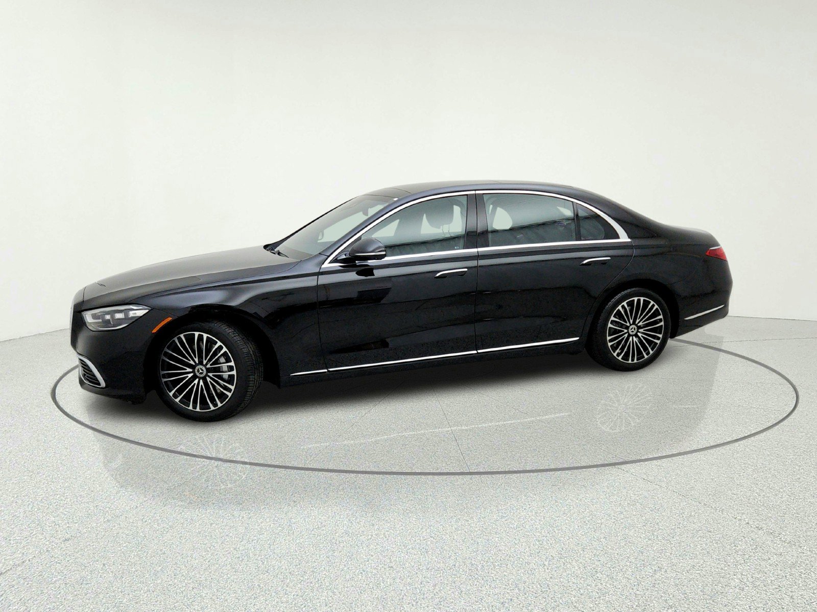 Certified 2026 Mercedes-Benz S 500 4MATIC image 15