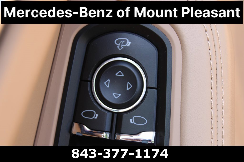 Used 2022 Porsche Macan image 20