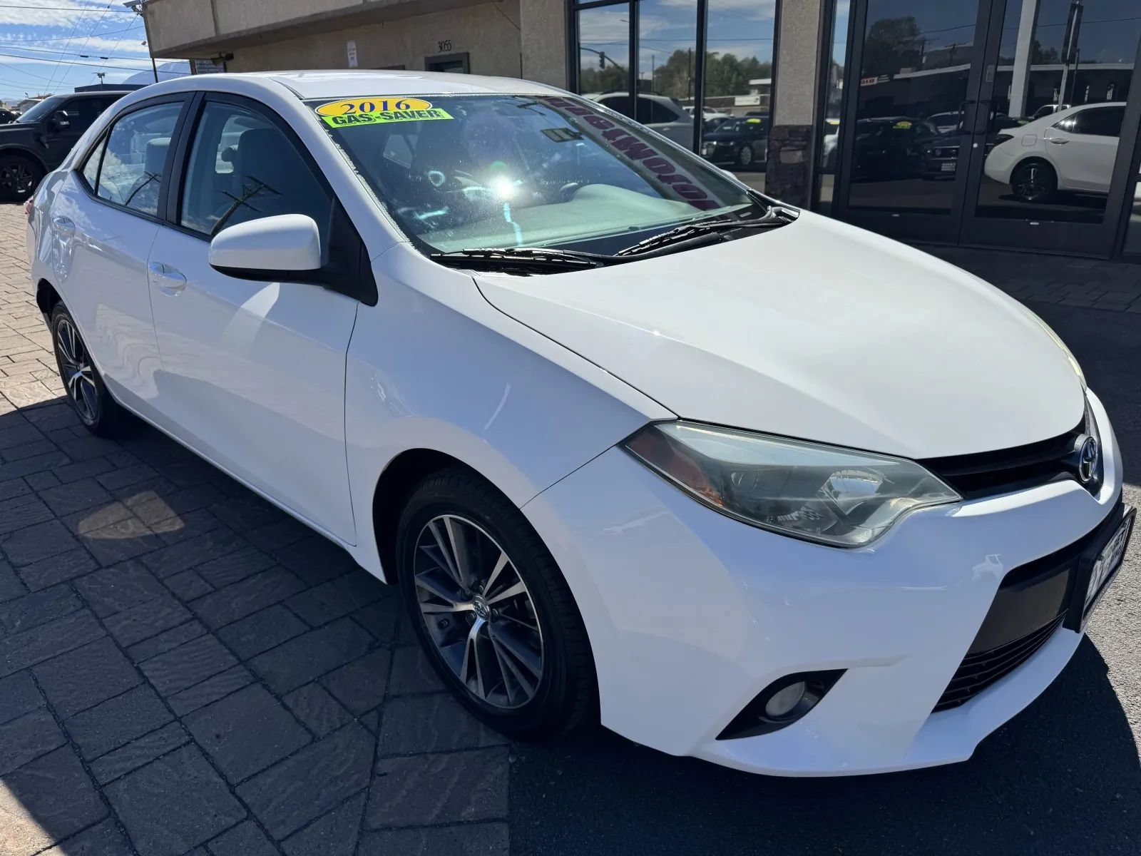 Used 2016 Toyota Corolla LE FWD image 8