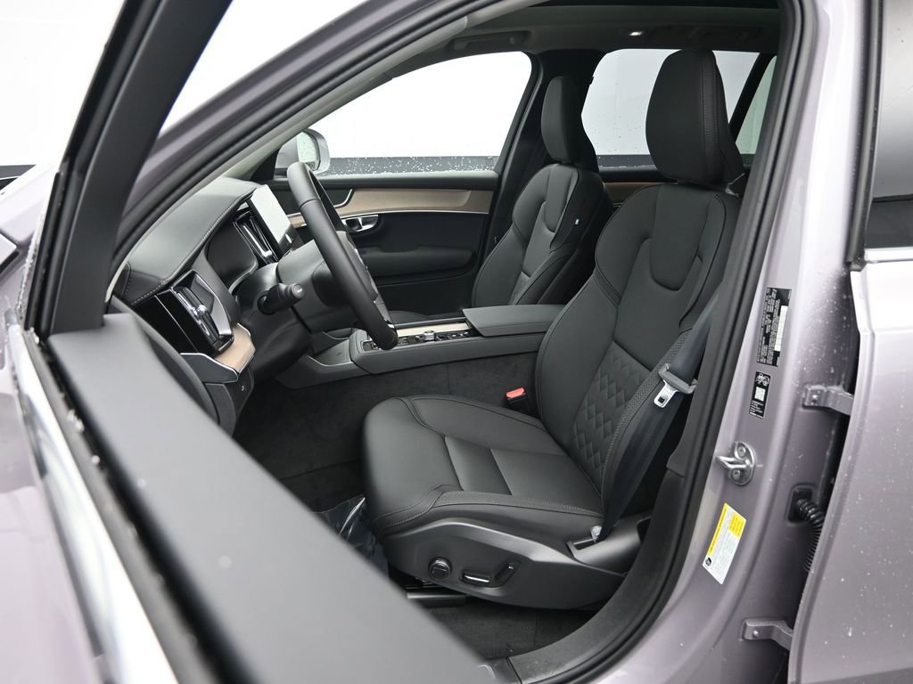 New 2026 Volvo XC90 B5 Plus w/ Protection Package AWD/4WD image 20