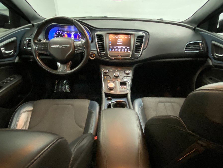 Used 2016 Chrysler 200 S w/ Comfort Group image 26