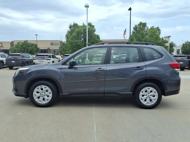 Used 2022 Subaru Forester AWD/4WD image 9