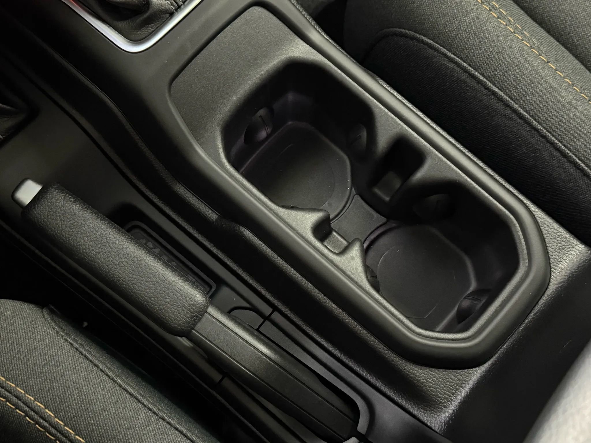 Used 2024 Jeep Wrangler Unlimited Sport image 32