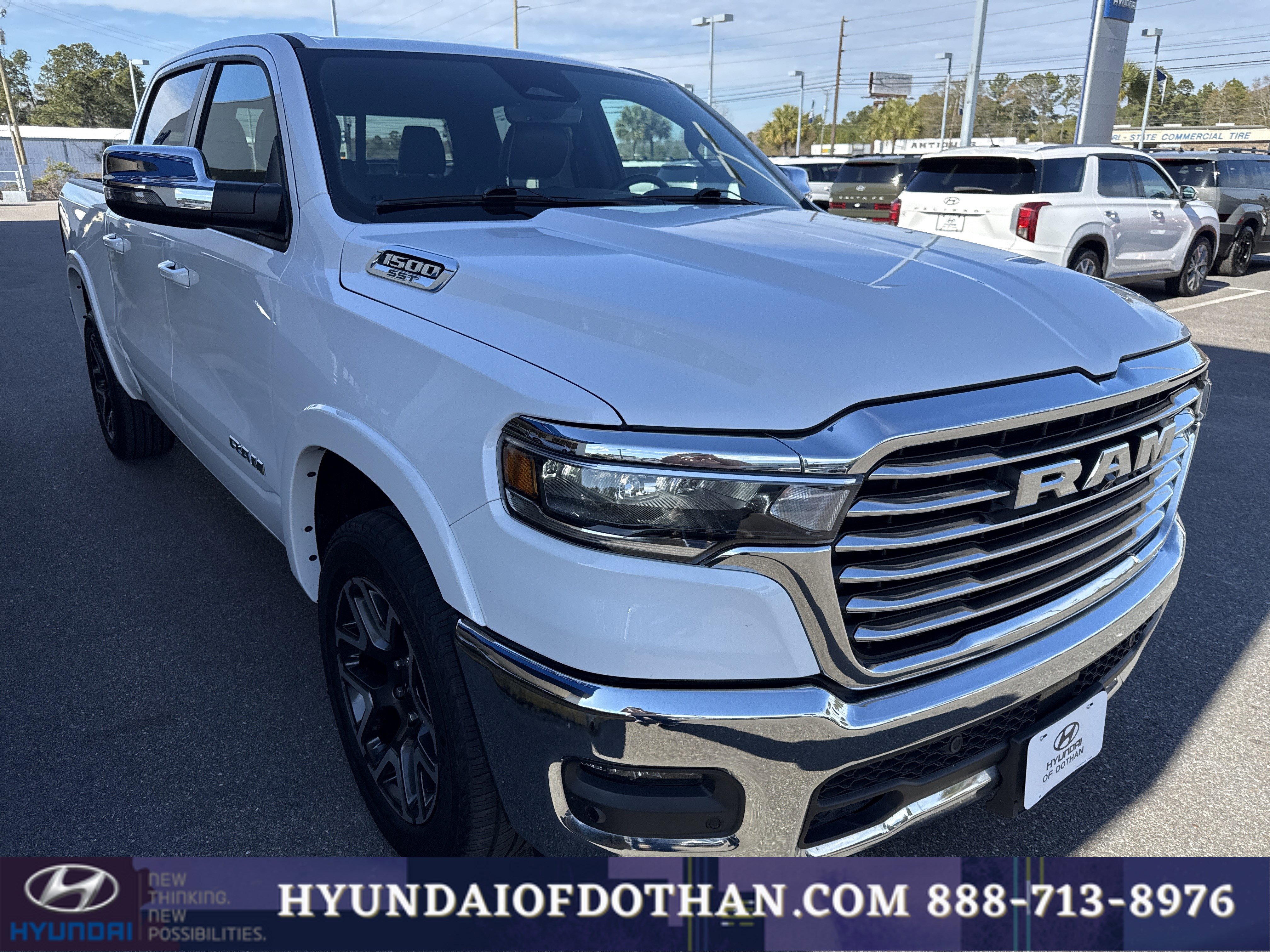 Used 2025 RAM 1500 Laramie image 5