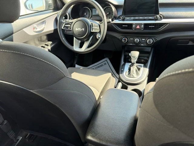 Used 2024 Kia Forte LXS FWD image 33