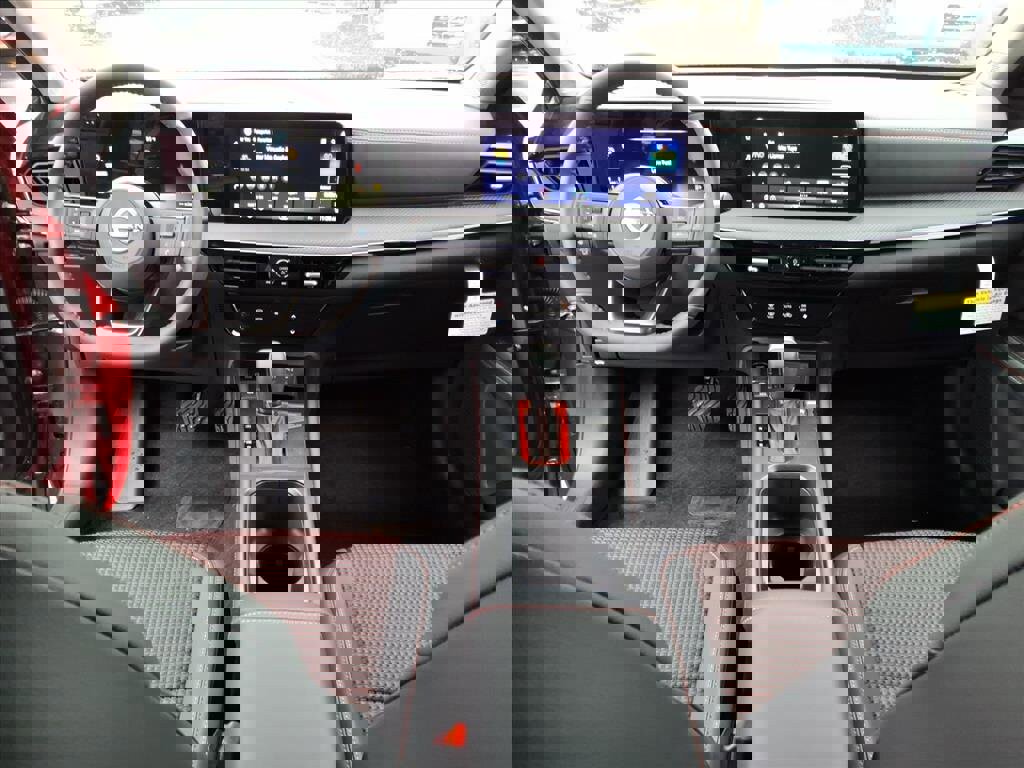 New 2026 Nissan Kicks SR image 7