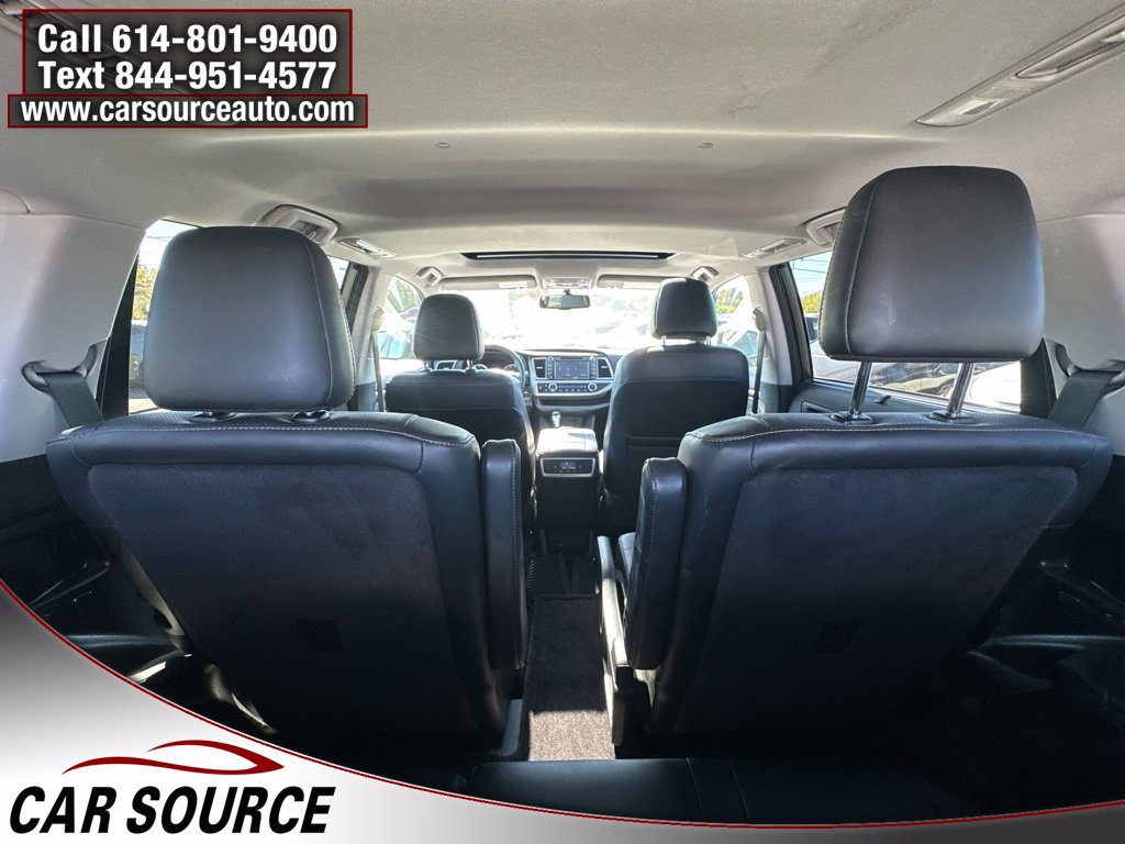 Used 2016 Toyota Highlander Limited AWD/4WD image 30