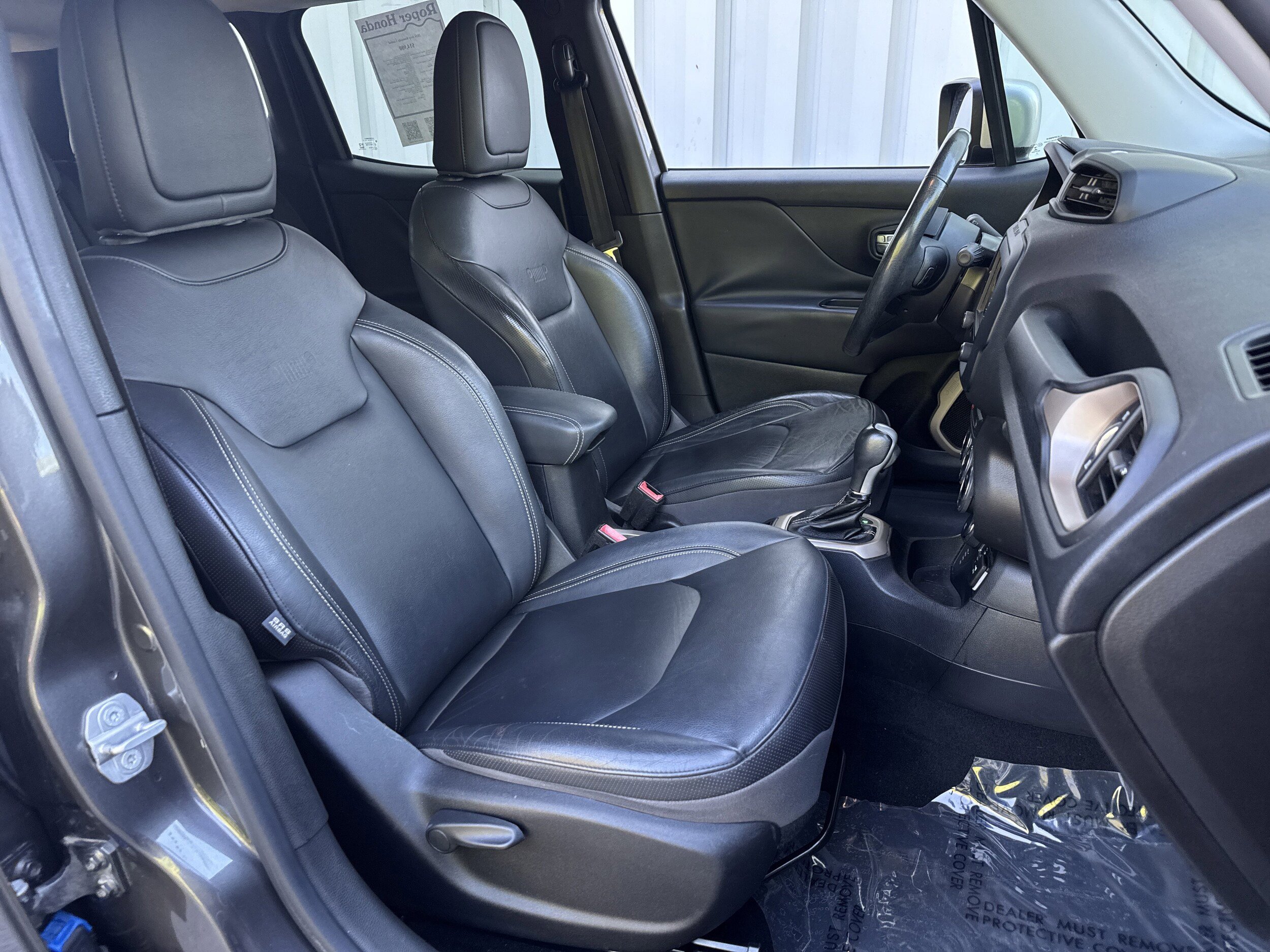 Used 2016 Jeep Renegade Limited AWD/4WD image 13