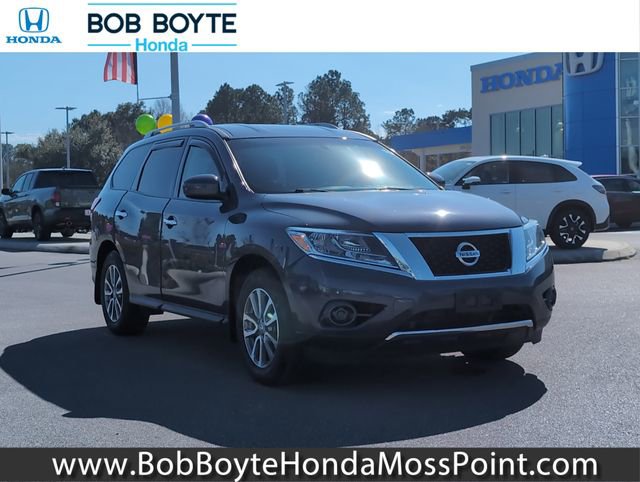 Used 2013 Nissan Pathfinder SV image 1