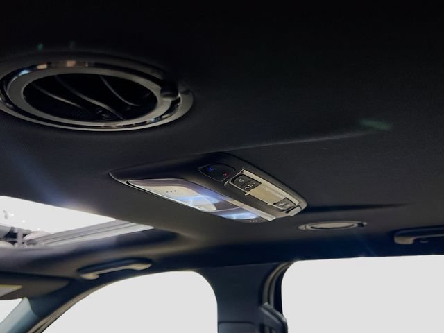 Certified 2023 Kia Telluride EX w/ EX Captain's Chair Package FWD image 26