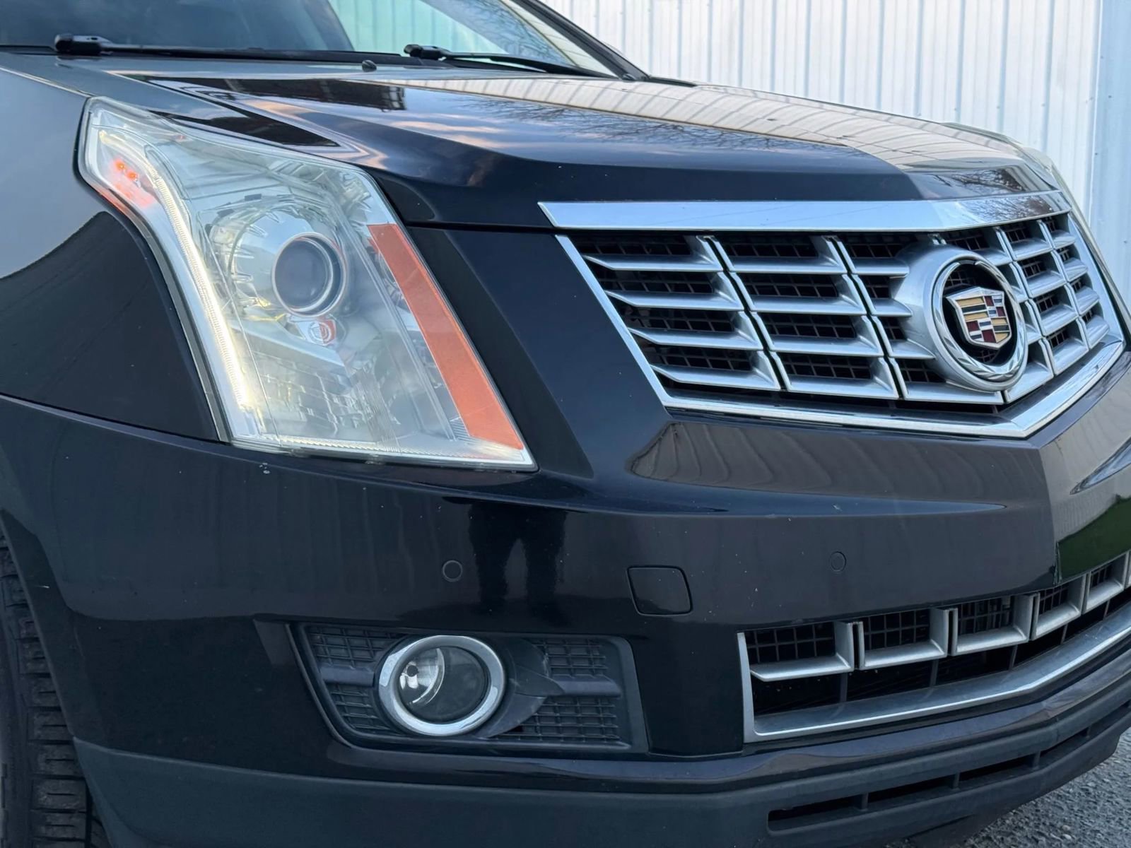 Used 2015 Cadillac SRX Performance w/ Driver Awareness Package image 26