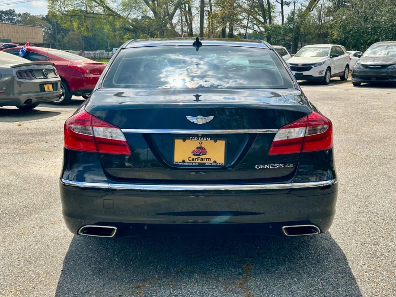 Used 2012 Hyundai Genesis 4.6 image 6