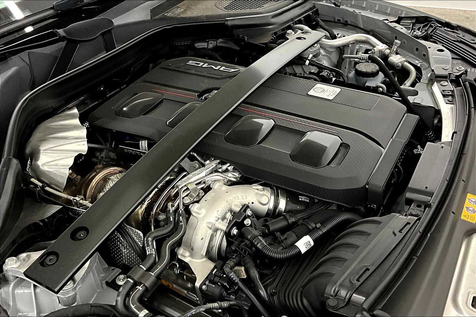 New 2025 Mercedes-Benz GLC 63 AMG S image 17