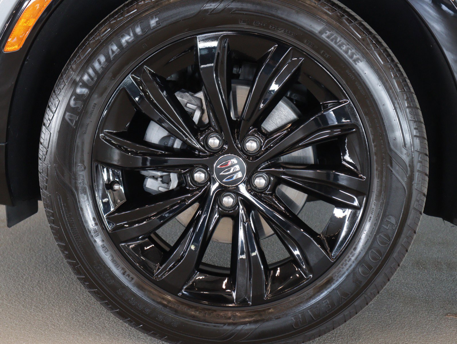 Used 2025 Buick Envista Sport Touring w/ Convenience II Package image 7