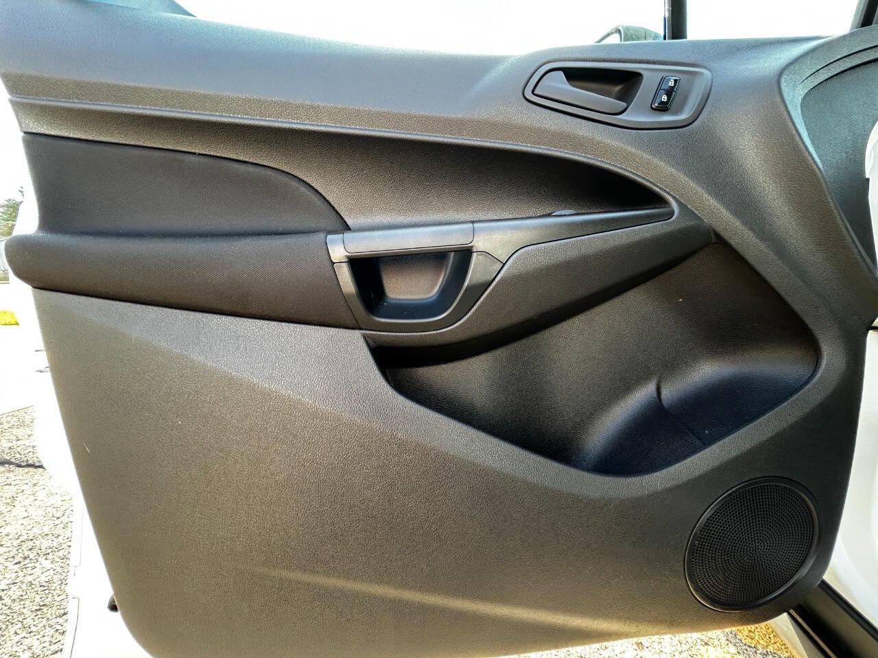 Used 2014 Ford Transit Connect XL image 24