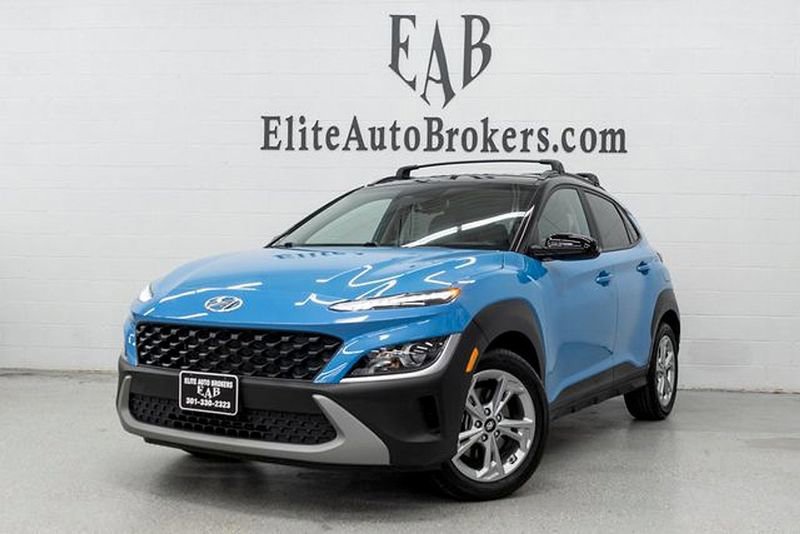 Used 2023 Hyundai Kona SEL image 1