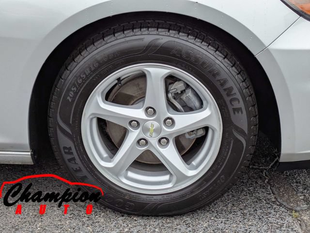 Used 2018 Chevrolet Malibu LS FWD image 11