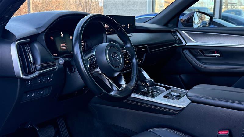 Used 2024 MAZDA CX-90 Plug-In Hybrid w/ Premium Plus image 16