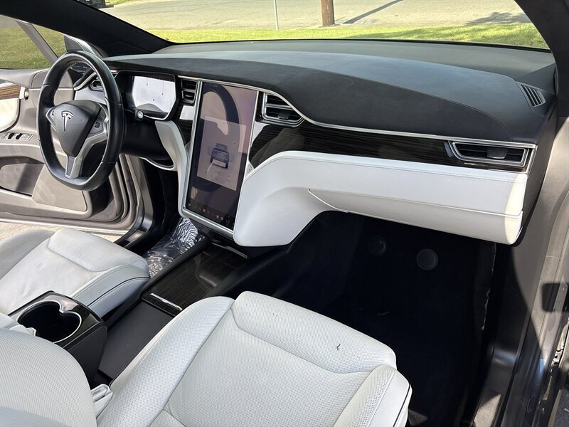 Used 2016 Tesla Model X P90D AWD/4WD image 35