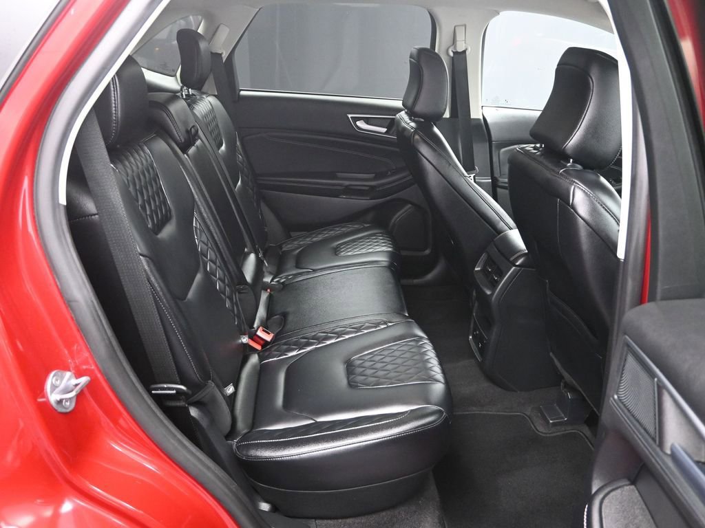 Used 2024 Ford Edge Titanium image 35